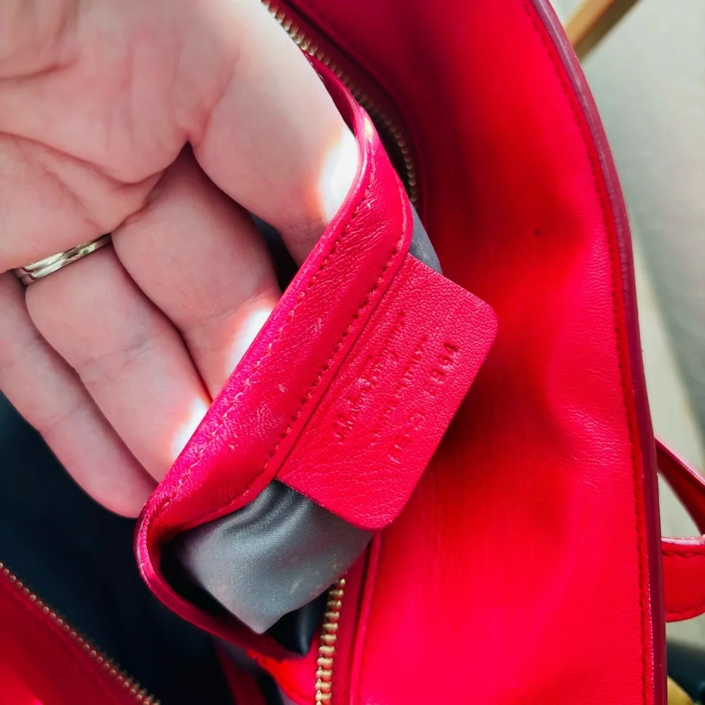 Salvatore Ferragamo Red Logo Embossed Bonnie Tote Bag Purse‎ Designer Luxury